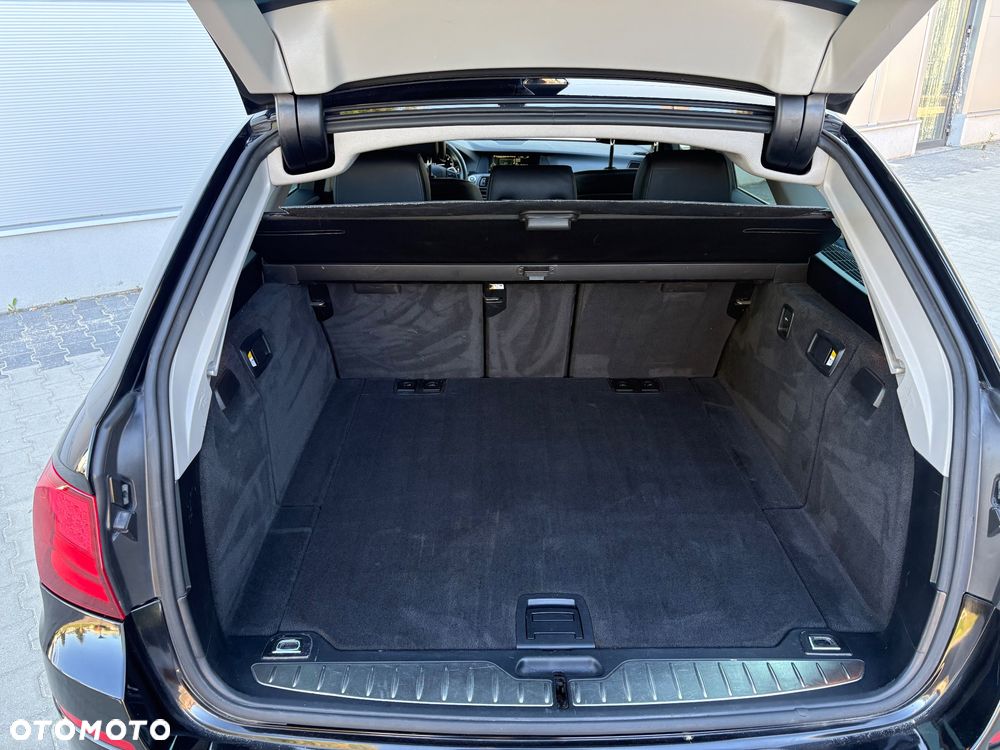 BMW Seria 5 - 36