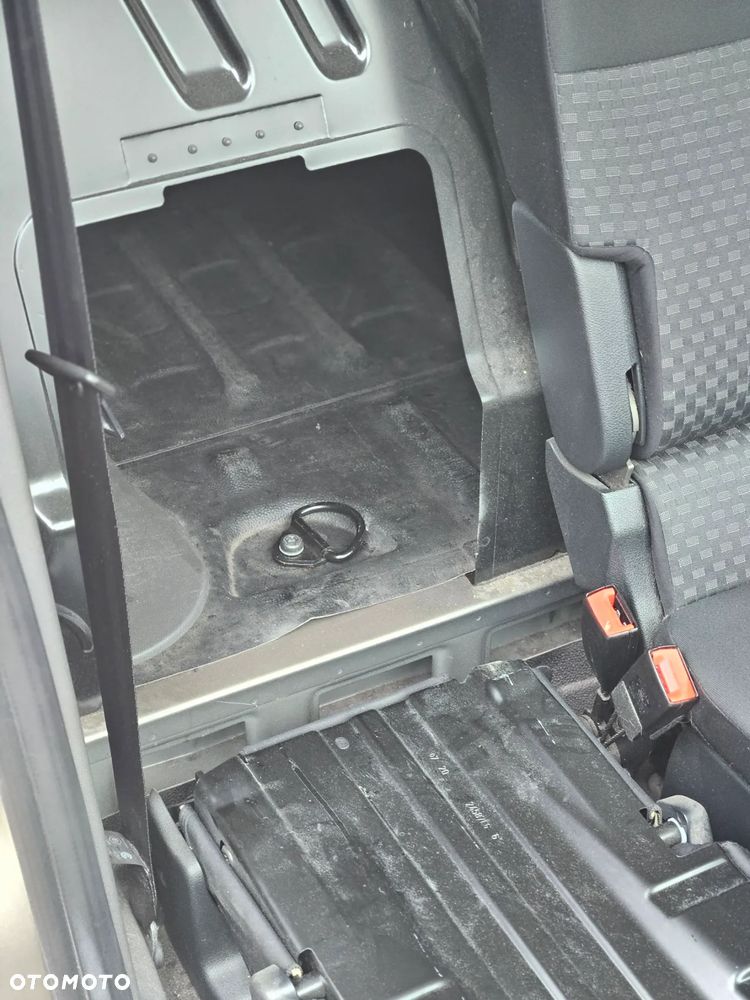 Ford Transit Connect L2 - 11