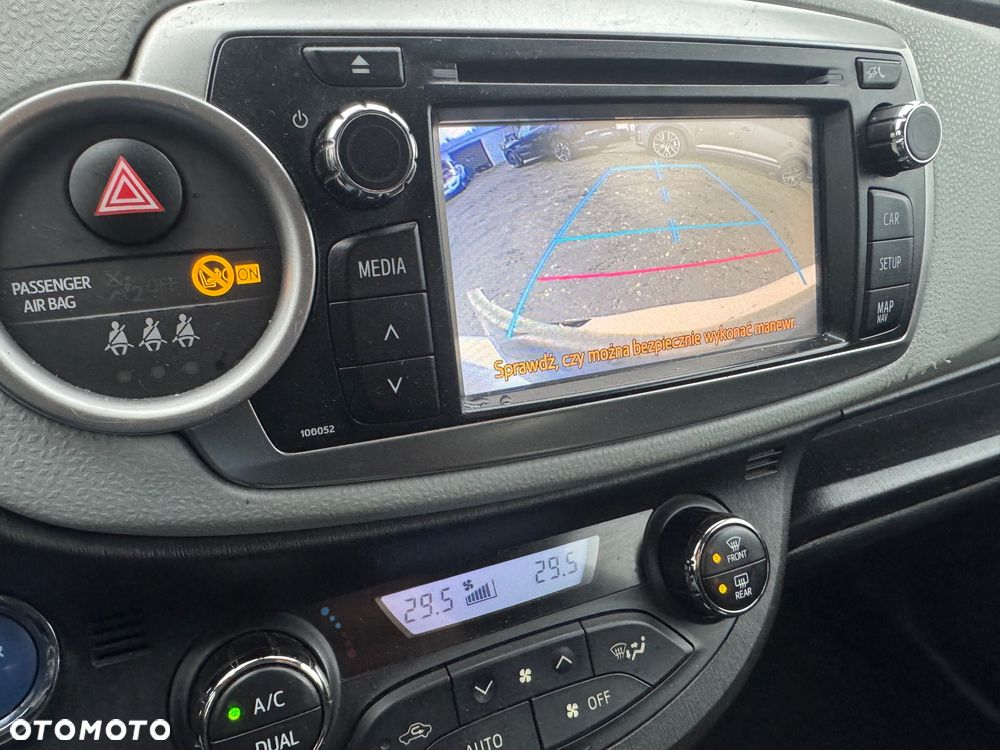 Toyota Yaris 1.5 VVT-i Life - 8