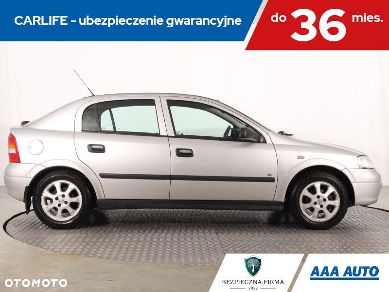 Opel Astra - 8