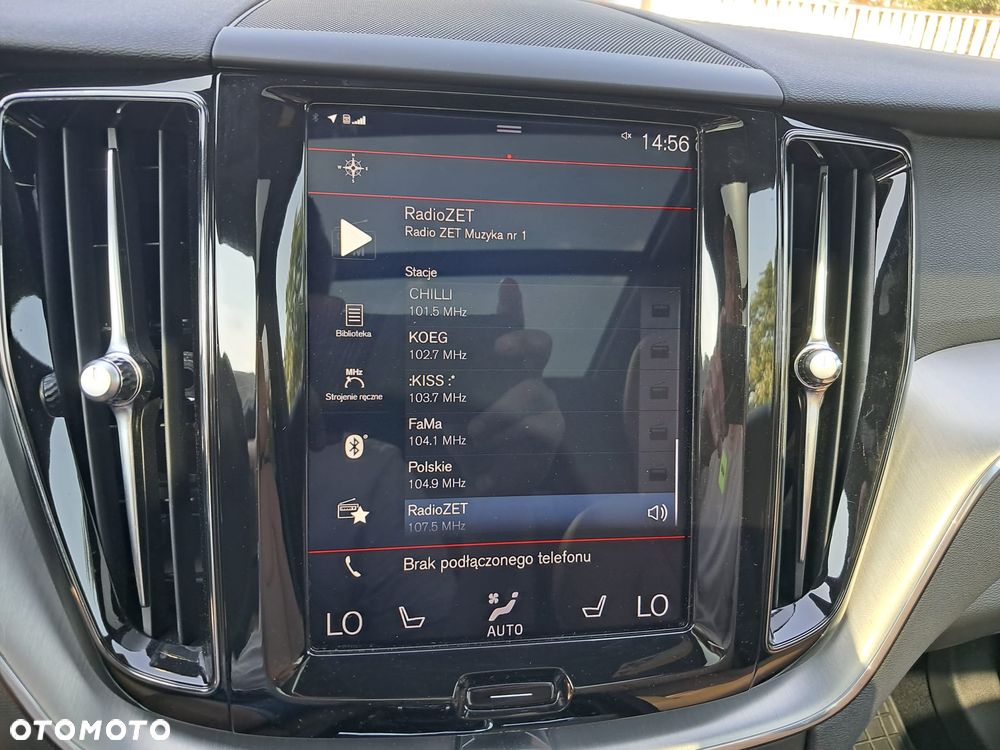 Volvo XC 60 T5 GPF Momentum - 27