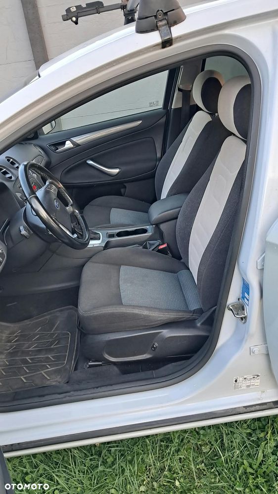 Ford Mondeo 2.0 TDCi Gold X - 9