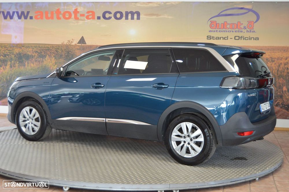 Peugeot 5008 - 2