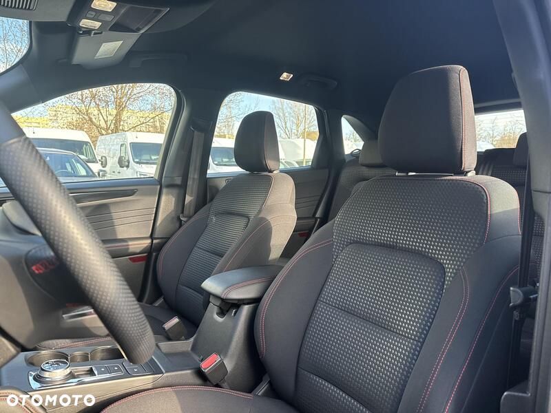 Ford Kuga - 13