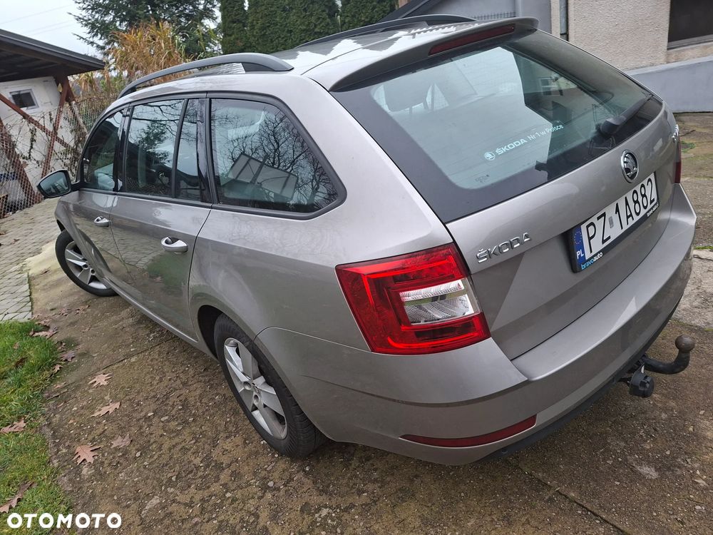 Skoda Octavia 2.0 TDI Ambition DSG - 5