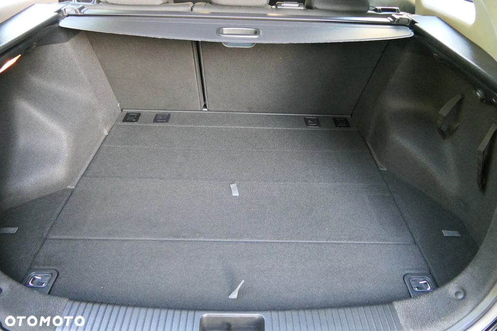 Kia Ceed 1.6 GDI Business Line - 29