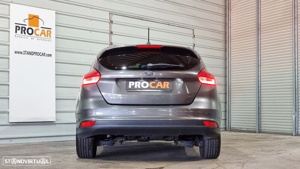 Ford Focus 1.5 TDCi ECOBlue Titanium - 30