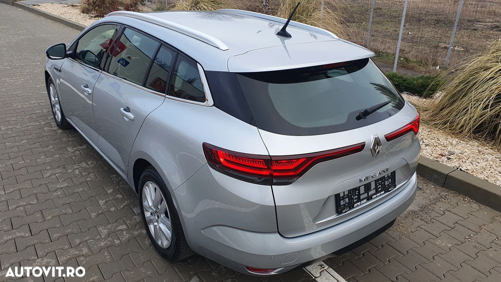 Renault Megane - 7