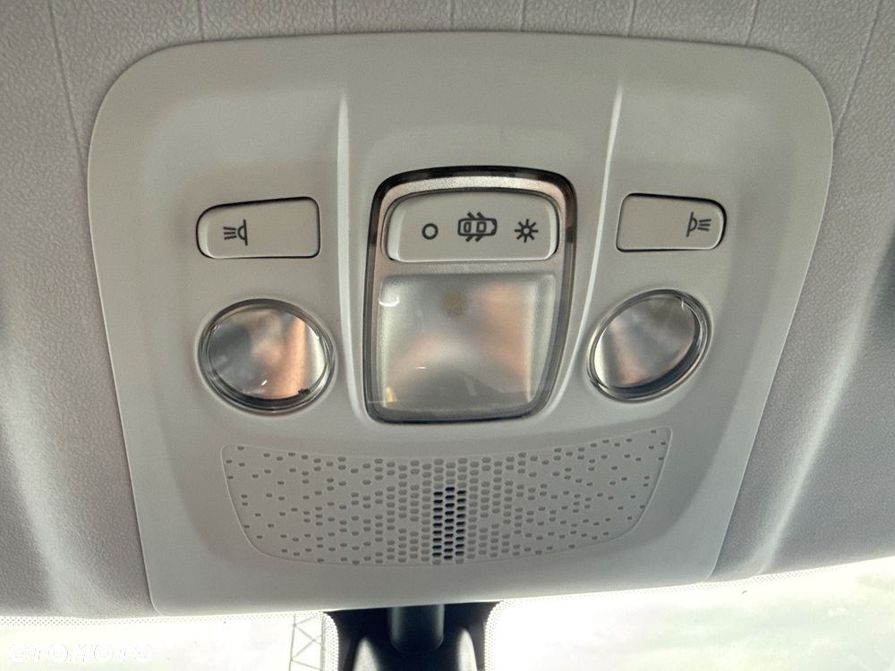 Peugeot 2008 1.6 BlueHDi Allure - 28
