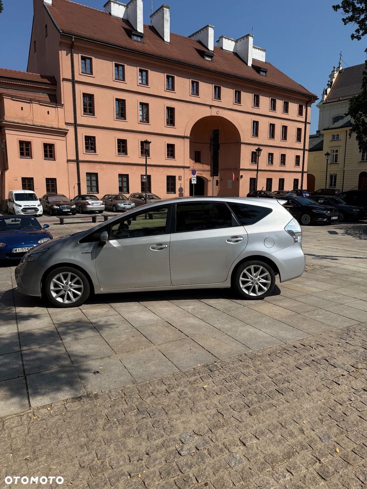 Toyota Prius+ 1.8 HSD Premium - 4