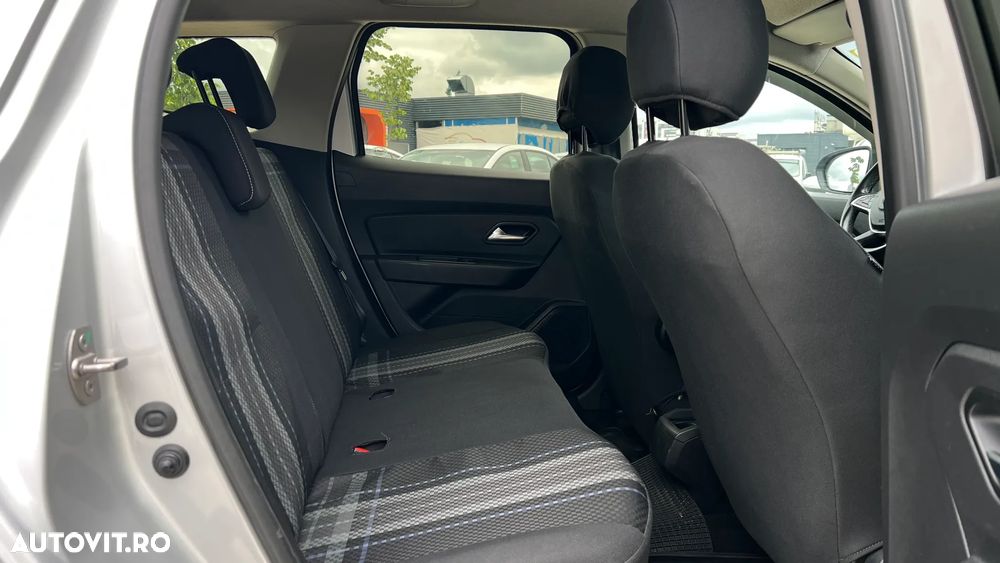 Dacia Duster 1.5 dCi 4x2 Ambiance - 8