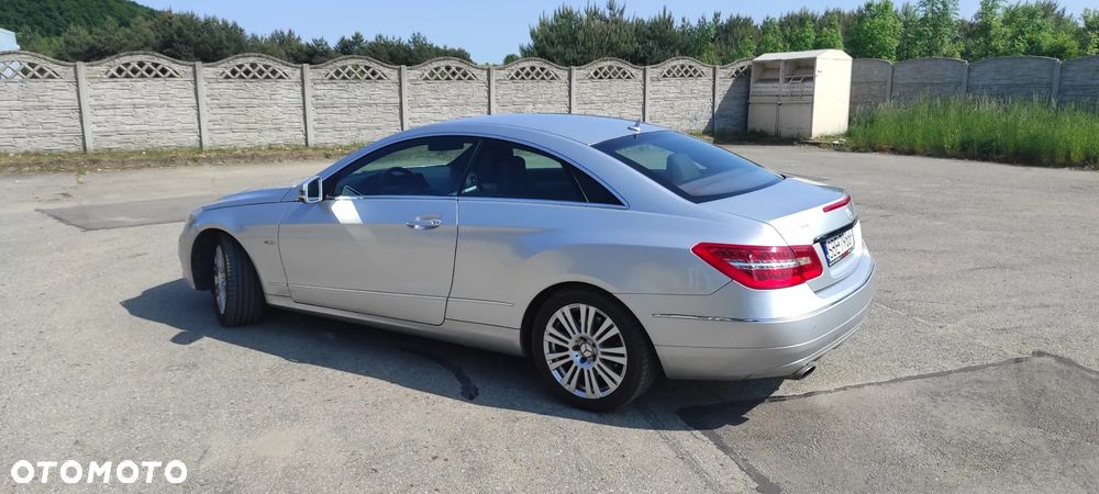 Mercedes-Benz Klasa E - 2
