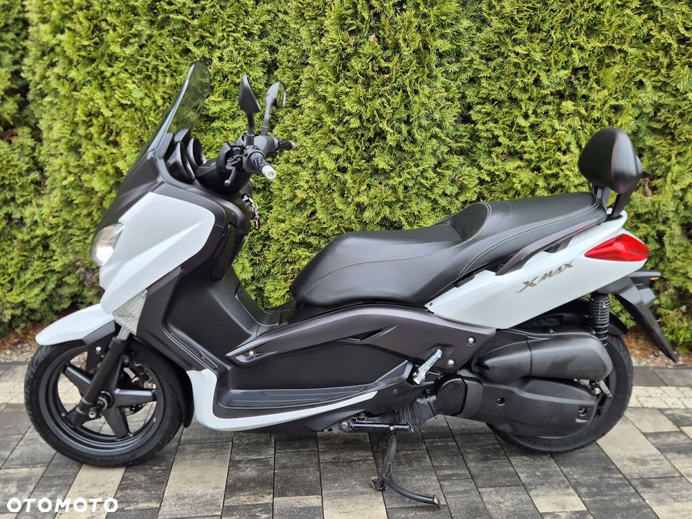 Yamaha X-max - 5