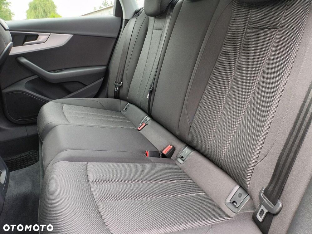 Audi A4 Limousine 2.0 TDI - 26