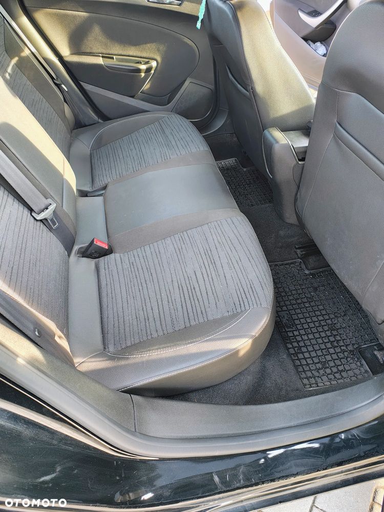 Opel Astra 1.4 T EU6 - 10