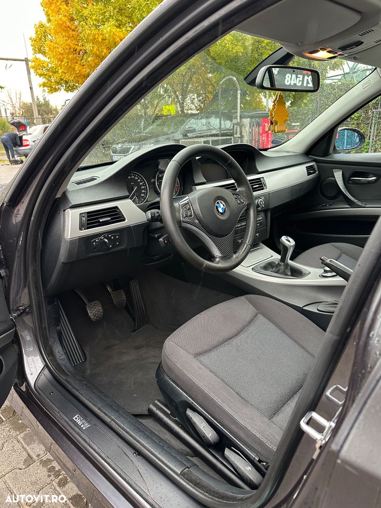 BMW Seria 3 318d - 7