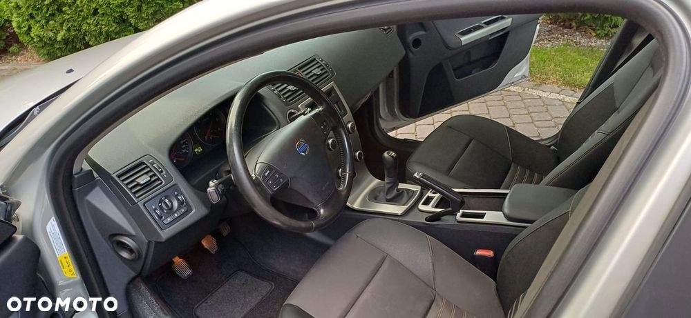 Volvo V50 2.0D DPF Momentum - 17