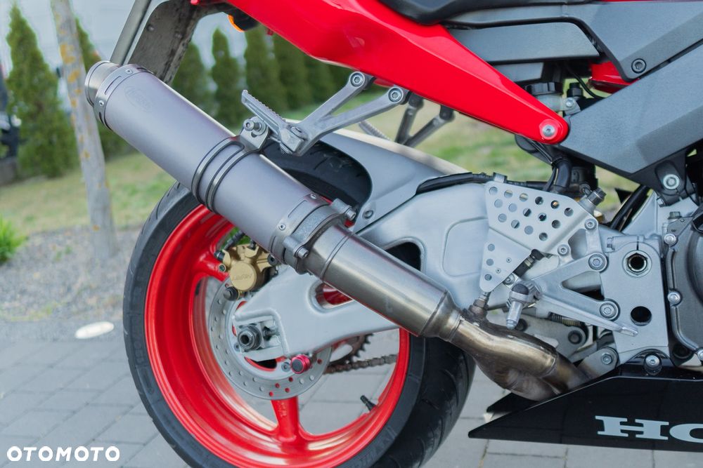 Honda CBR - 19