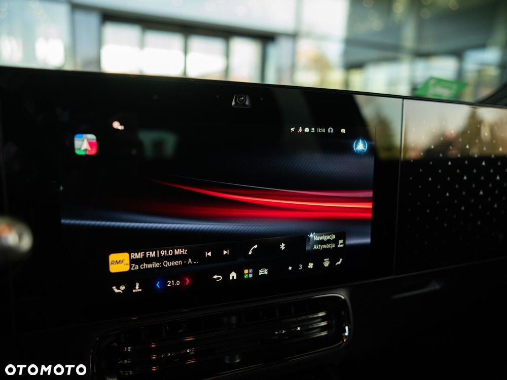 Mercedes-Benz GLB - 22