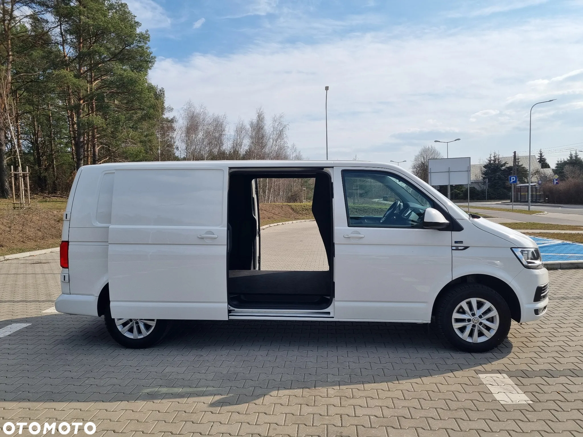 Volkswagen Transporter - 28