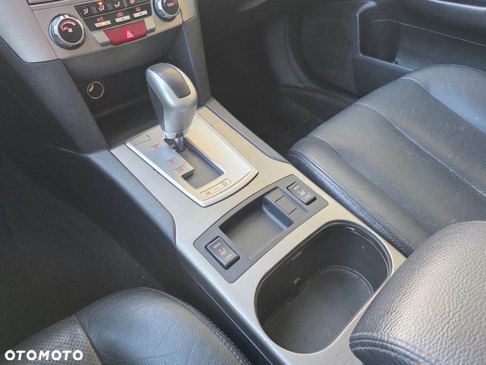 Subaru Outback - 26
