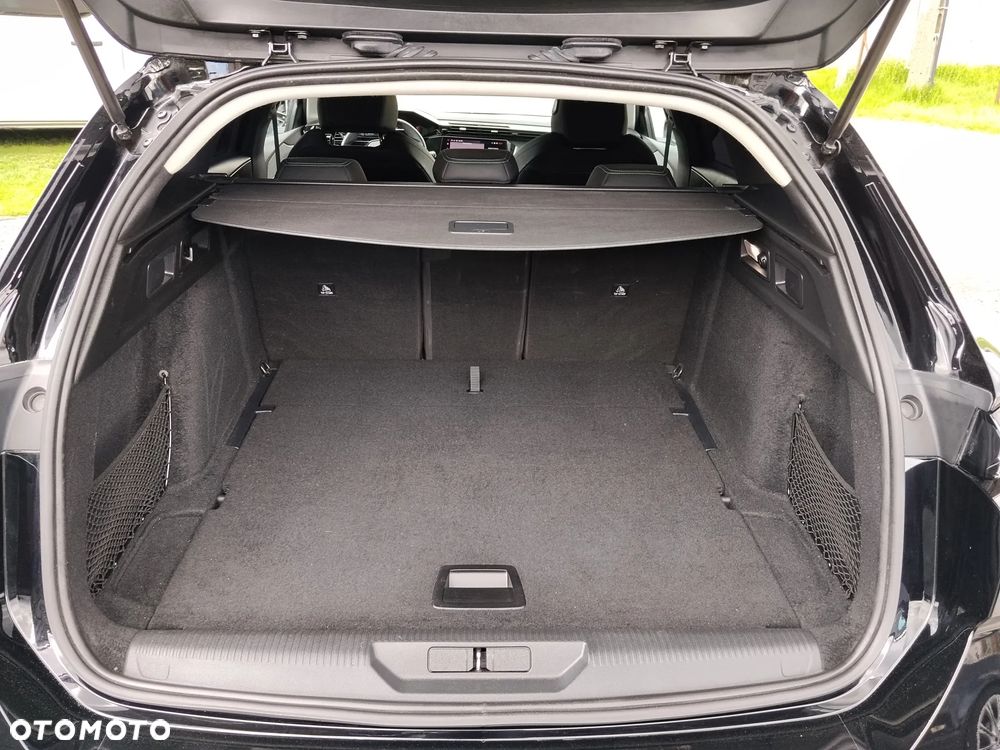Peugeot 308 BlueHDi 130 EAT8 Allure - 25