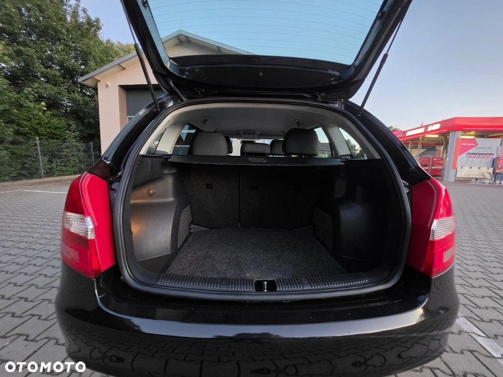 Skoda Fabia 1.4 16V Sport - 20