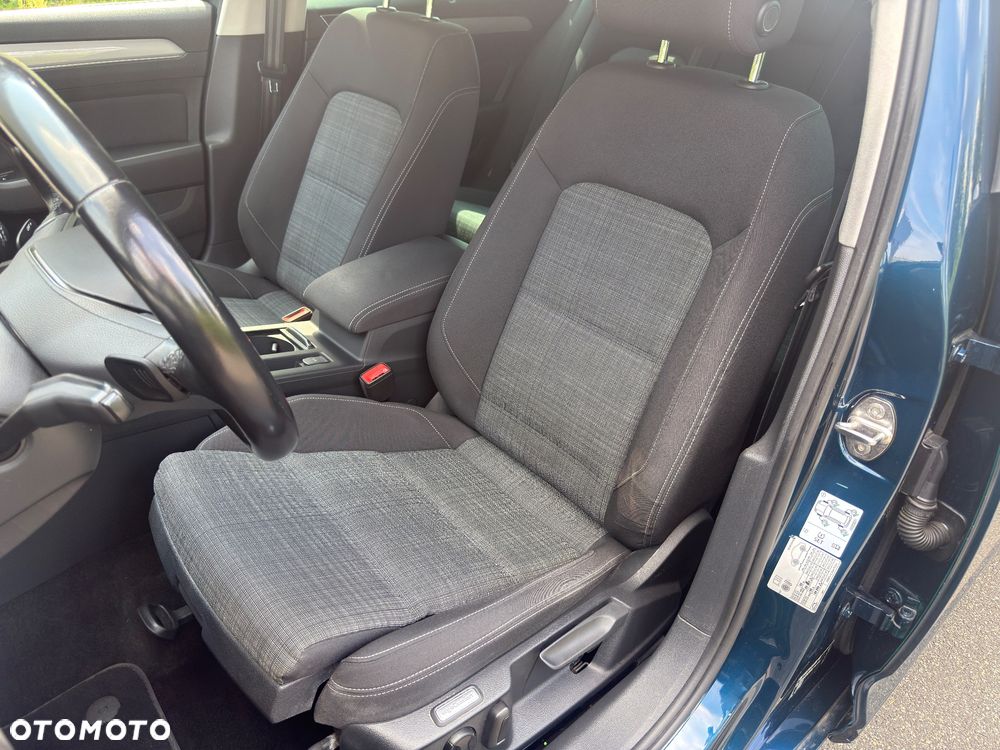 Volkswagen Passat 2.0 TDI EVO Elegance DSG - 10