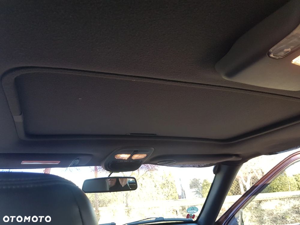 Jeep Grand Cherokee - 15