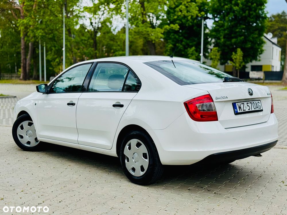 Skoda RAPID 1.2 TSI Edition Green tec - 17