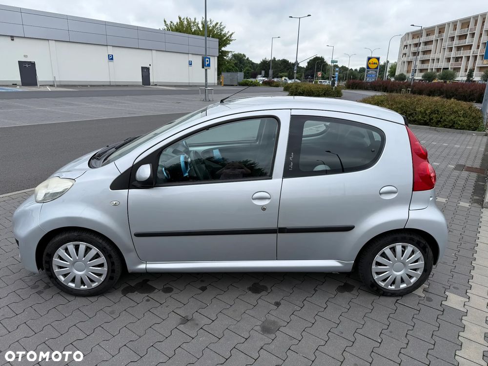 Peugeot 107 1.0 Urban Move - 2