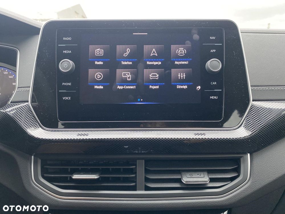 Volkswagen T-Cross - 36