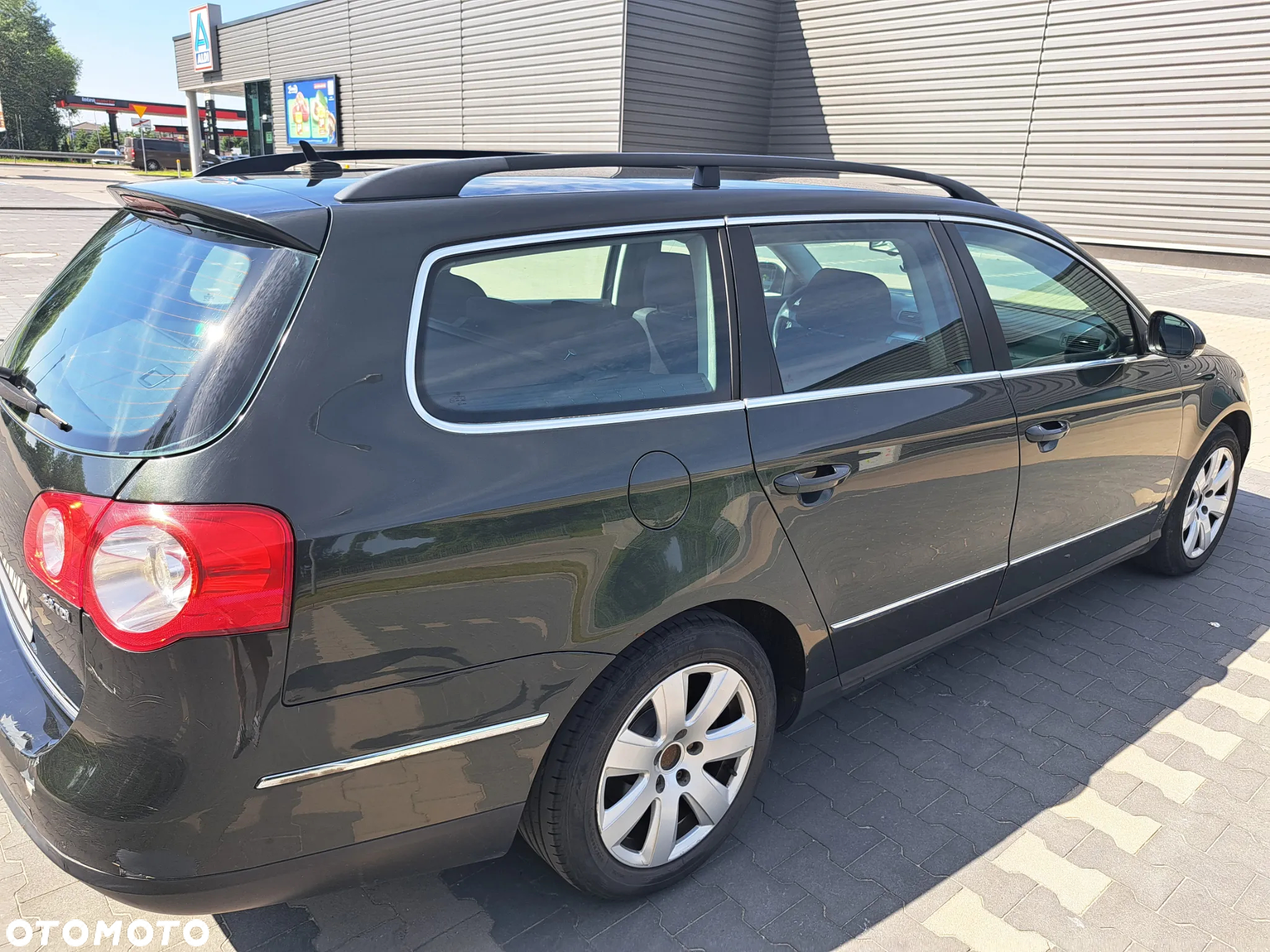 Volkswagen Passat 2.0 TDI Comfortline - 5