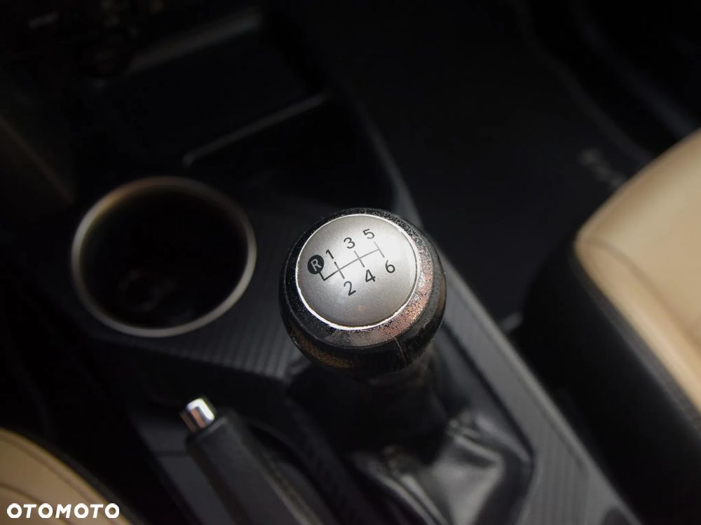 Toyota RAV4 2.0 D-4D Active - 26