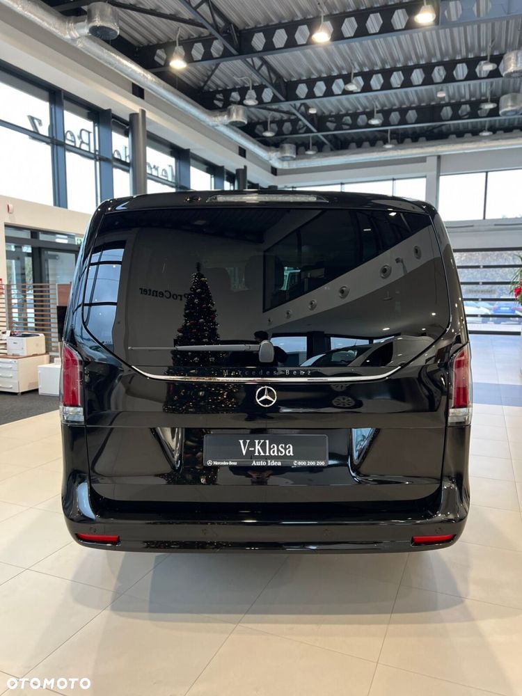 Mercedes-Benz Klasa V - 6