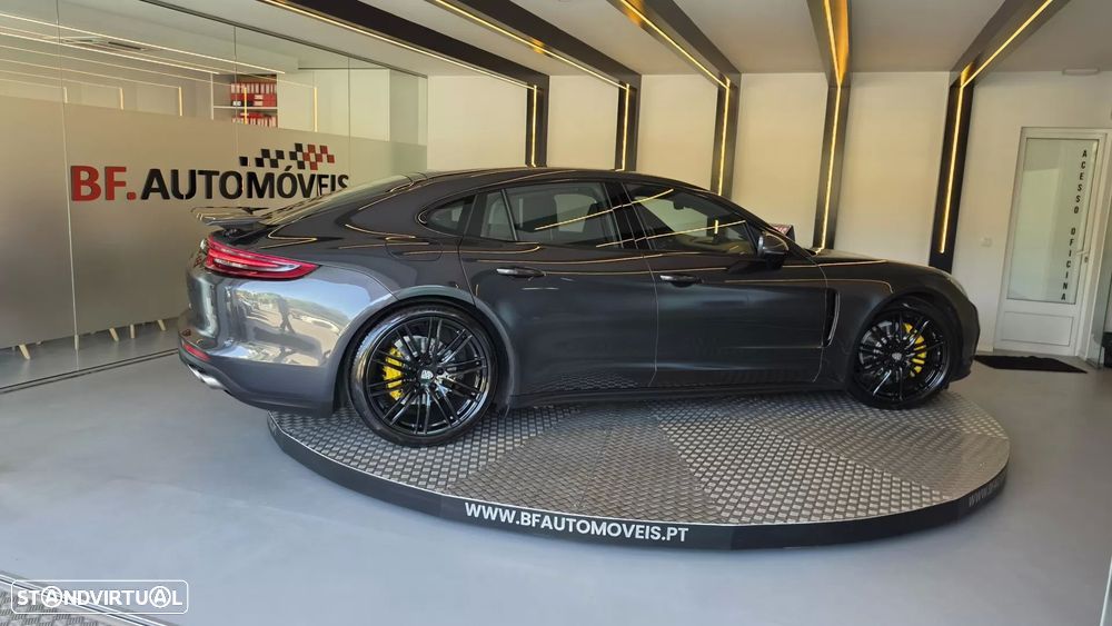 Porsche Panamera 4 S - 20