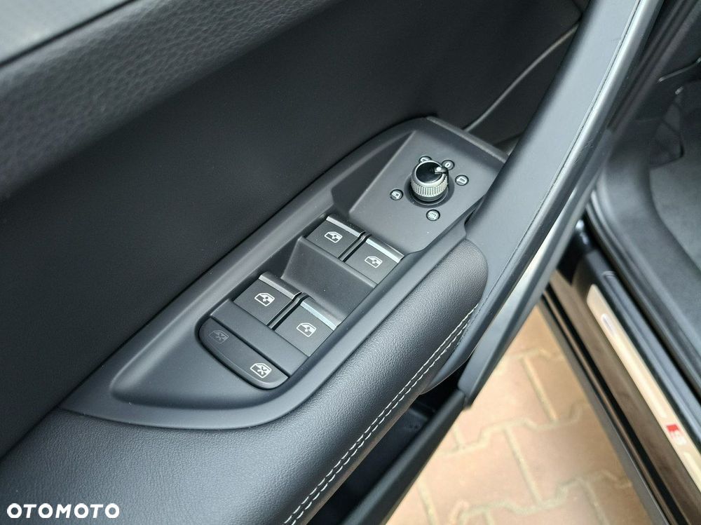 Audi Q5 Sportback 50 TFSIe quattro S tronic S line - 27