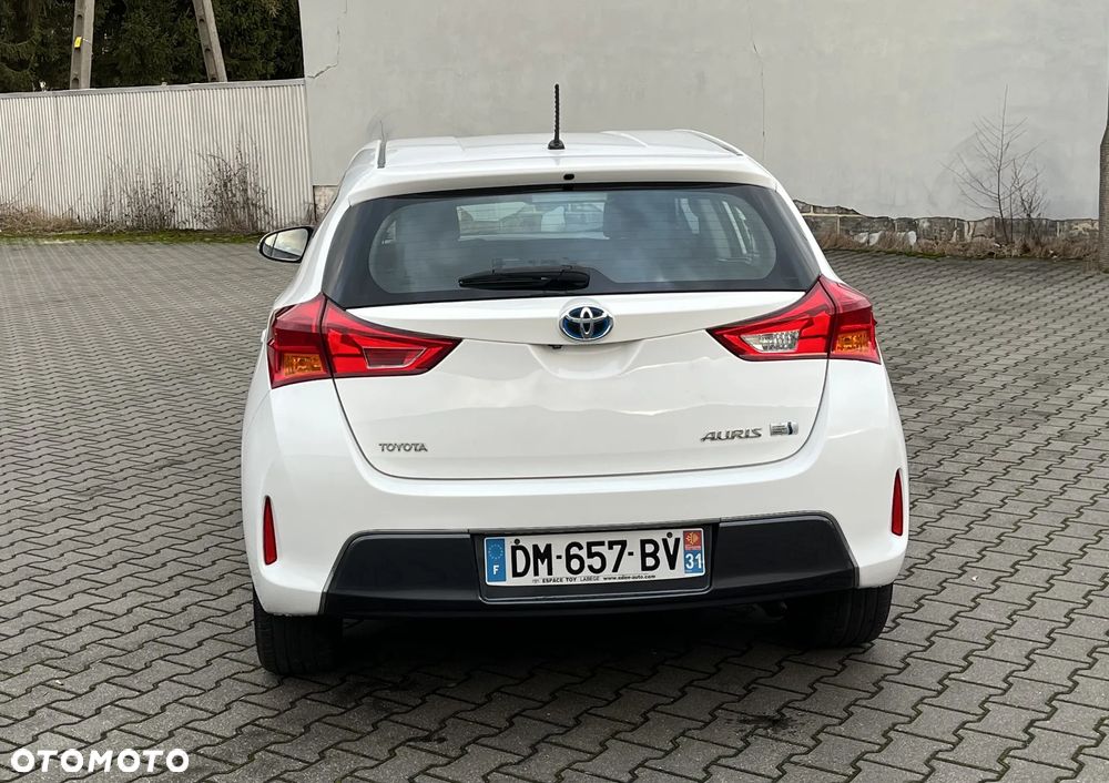 Toyota Auris - 13
