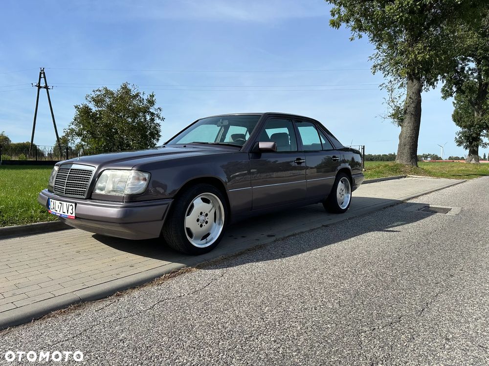 Mercedes-Benz W124 (1984-1993) - 14