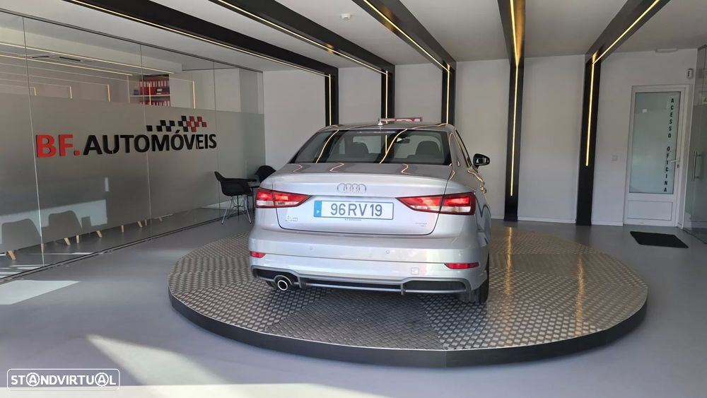 Audi A3 Limousine 1.6 TDI S-line - 18