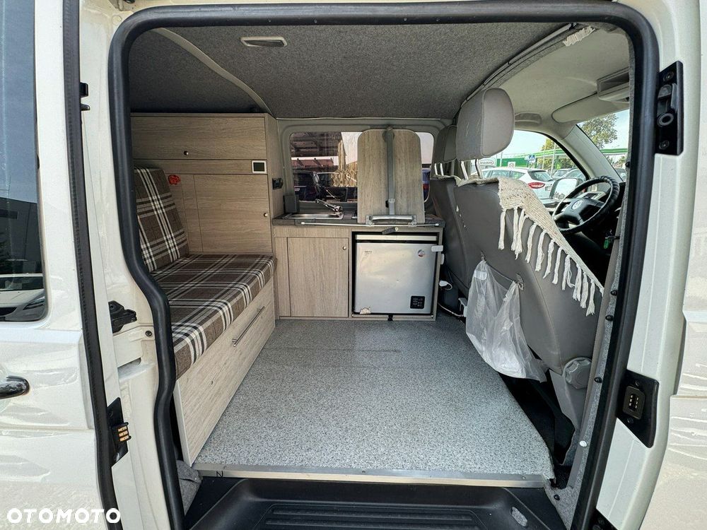 Volkswagen Transporter - 29