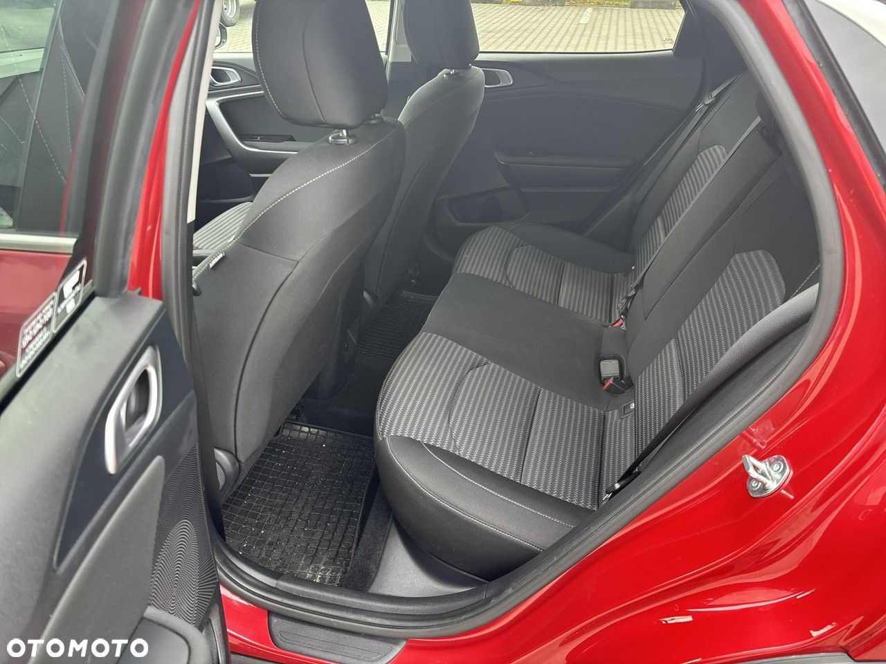 Kia XCeed 1.5 T-GDI M - 10