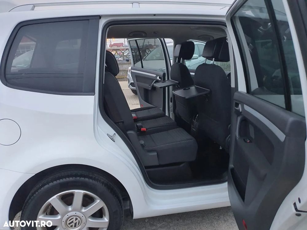 Volkswagen Touran 1.6 TDI Comfortline - 15