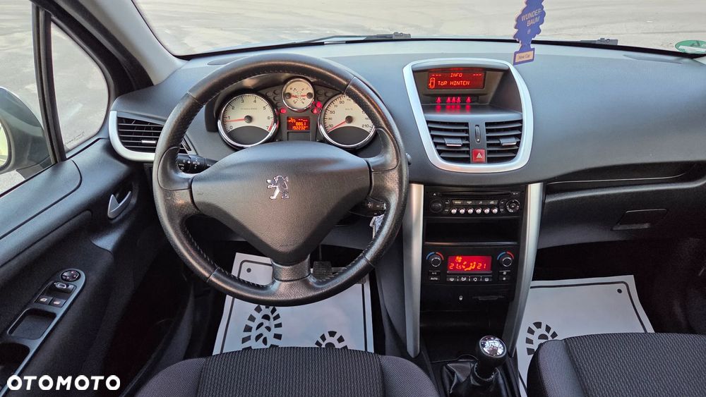 Peugeot 207 95 VTi Urban Style - 9