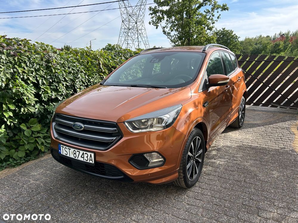 Ford Kuga 2.0 TDCi 4x4 ST-Line - 4