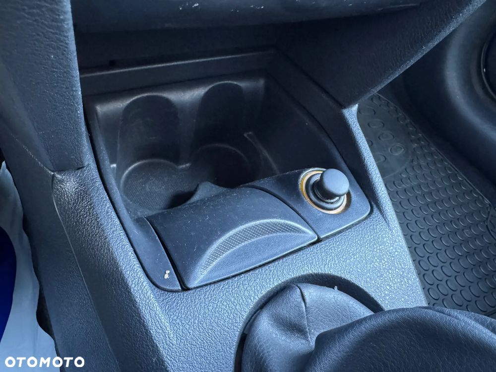 Renault Clio 1.2 16V Emotion - 23