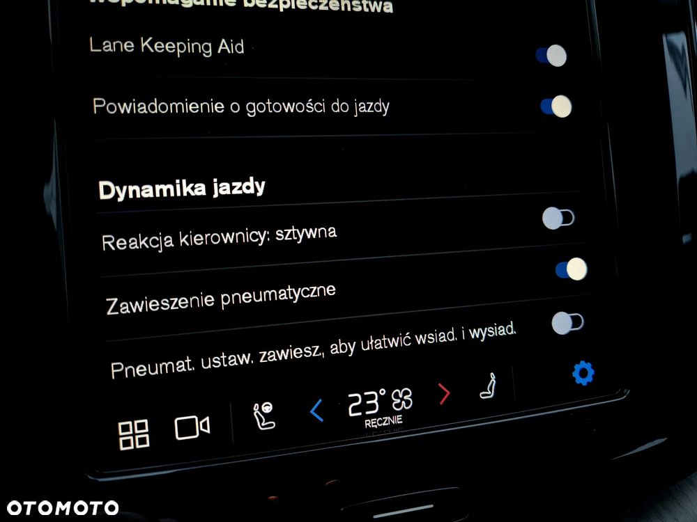 Volvo XC 60 T6 Plug-In Hybrid AWD Inscription - 27