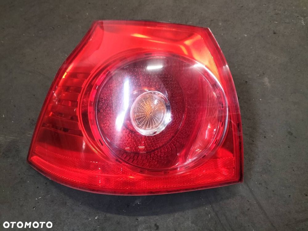 KOMPLETNY TYŁ KLAPA BAGAŻNIKA ZDERZAK PDC LAMPY VOLKSWAGEN GOLF V HB LC5G - 2