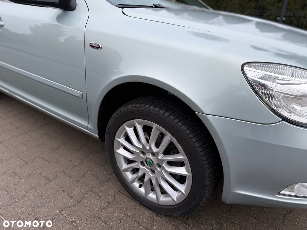 Skoda Octavia 2.0 TDI DPF L&K DSG - 28