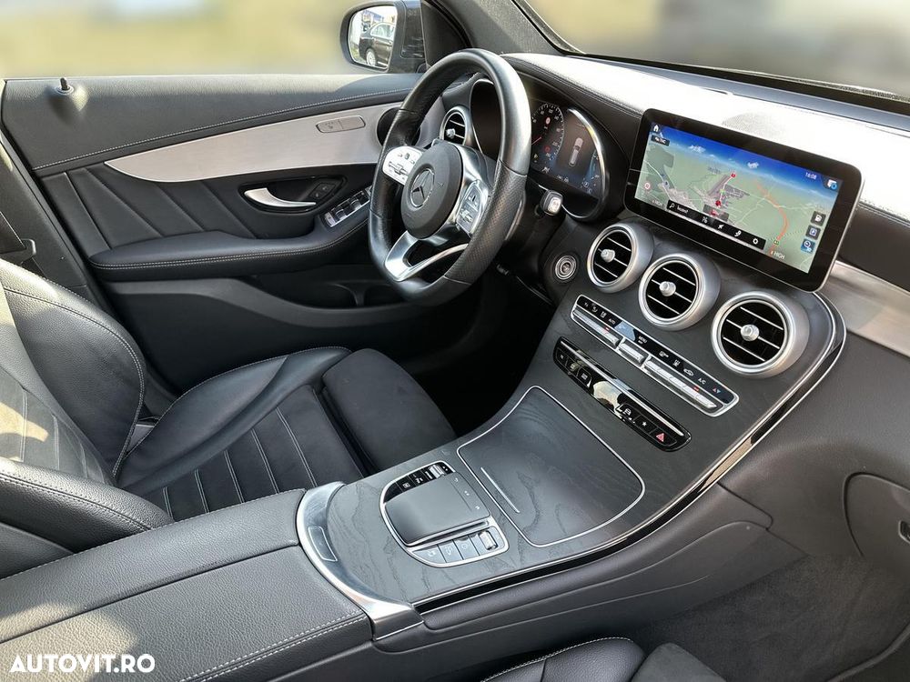 Mercedes-Benz GLC 300 de 4Matic 9G-TRONIC AMG Line - 13